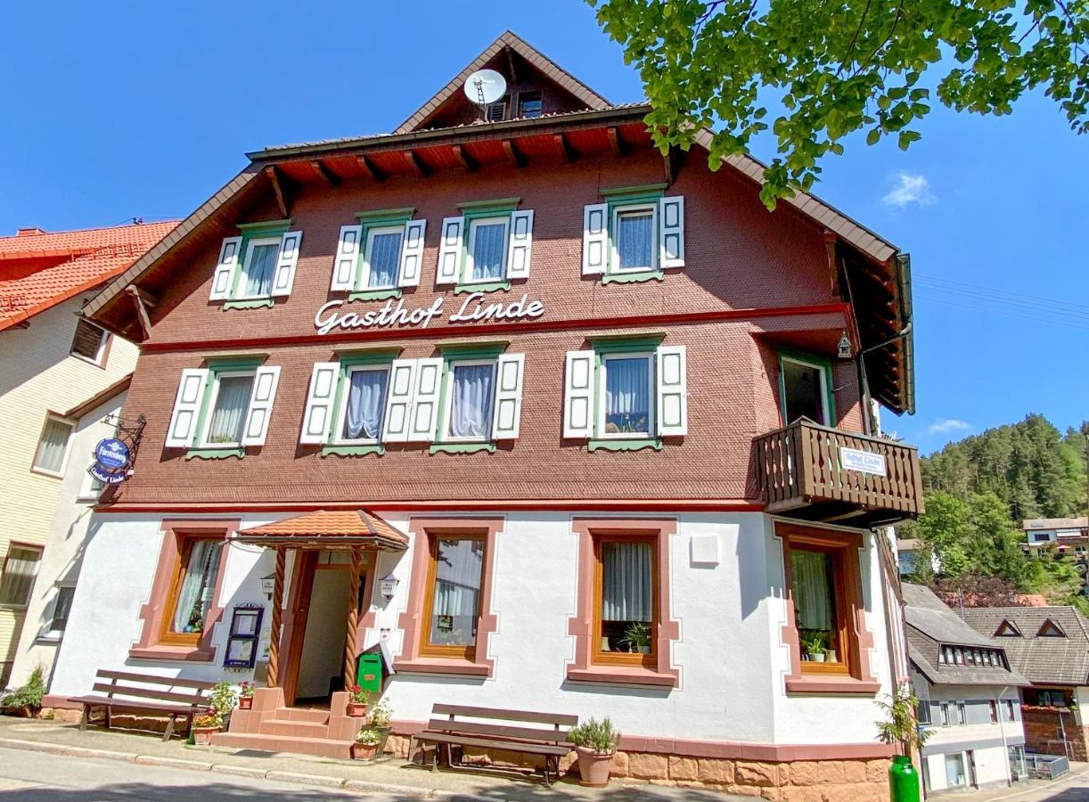 Schwarzwaldgasthaus Linde Schramberg Esterno foto
